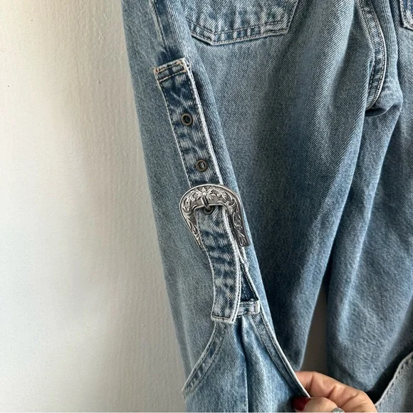 ZARA Rare Utility Cargo Jeans | Wide-Leg w/ Strap & Ring Details Size 2 - Picture 11 of 14